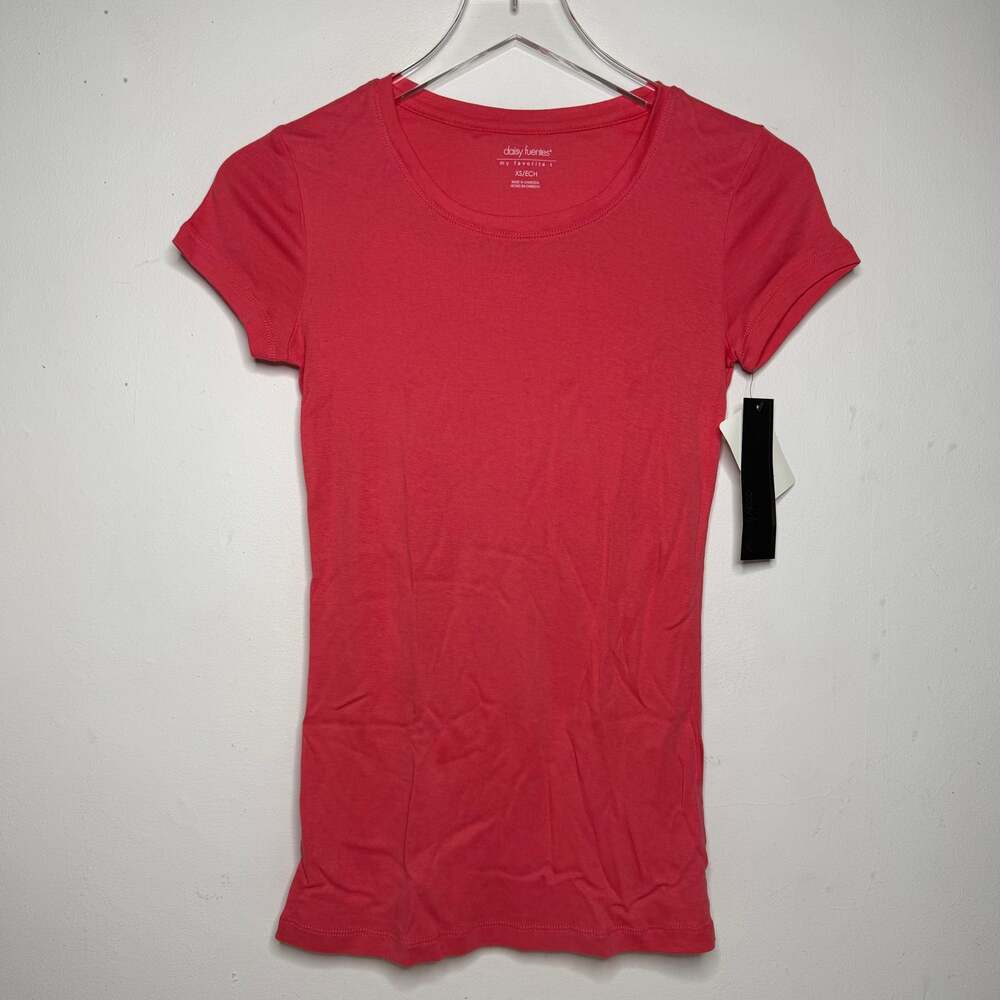 Daisy Fuentes — My Favorite T, Coral Pink Short Sleeve T-shirt — Women's Size XS